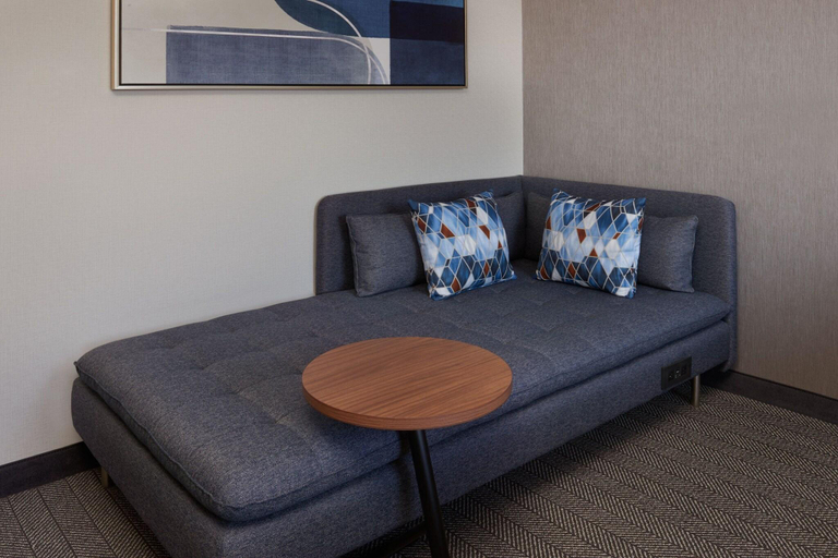 Public Area 2, Courtyard by Marriott Kitchener, Waterloo