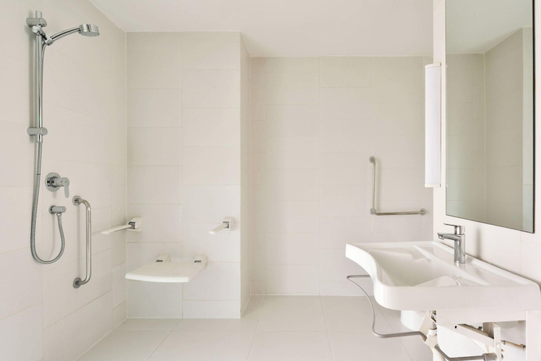 Bathroom 4, Fairfield By Marriott Ahmedabad, Ahmadabad