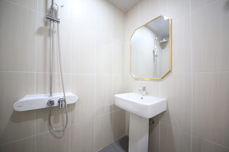 Bathroom 3, Calmrest Masan, Masan