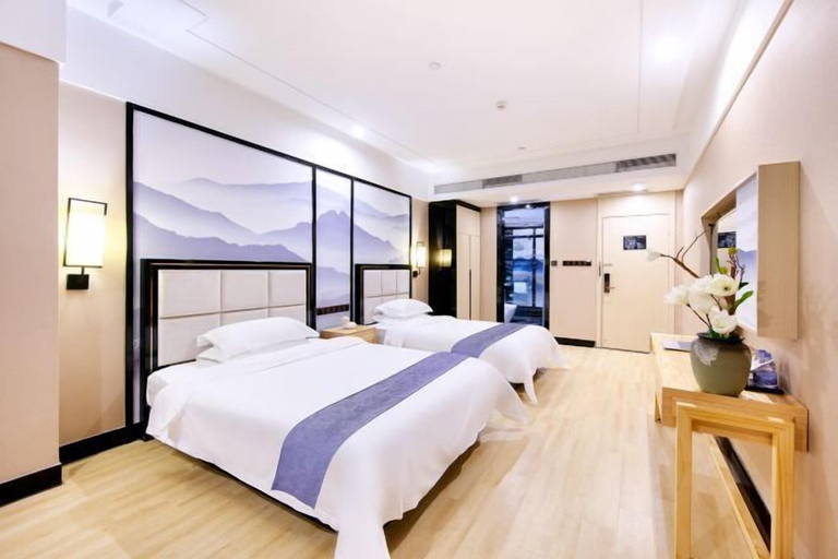 Bedroom 9