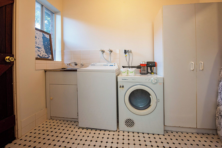 Bathroom 4, A Fairy Wren Cottage, Busselton