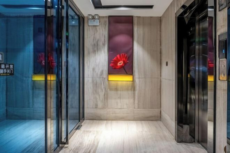 Others 5, IU Hotels, Jingmen