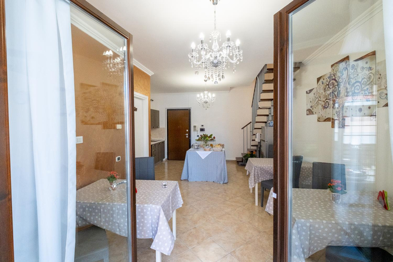 Others 3, La casa di Lally, Roma
