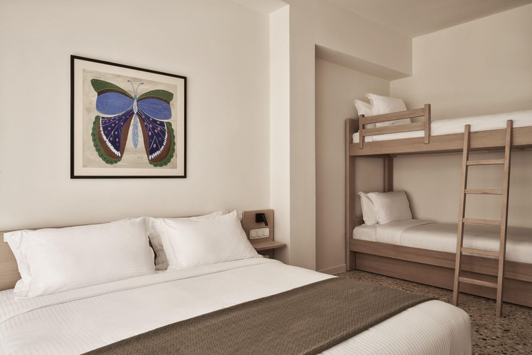 Bedroom 3, Vasi, Attica