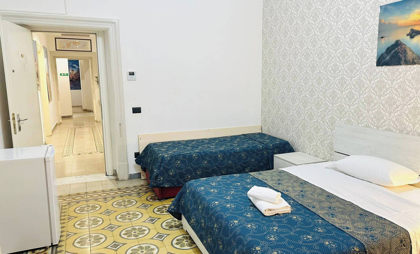 Bedroom 4, Anas Prime Place, Rome