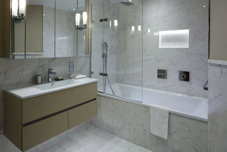 Bathroom 4, Cheval Gloucester Park, London