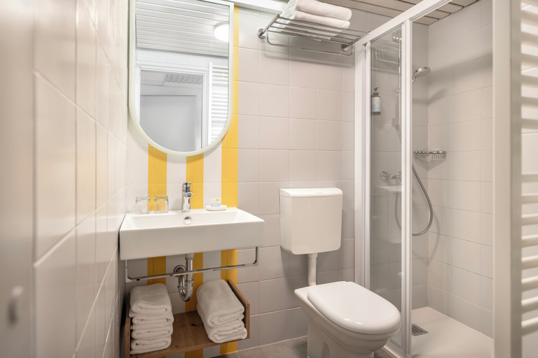 Bathroom 5, Sunny Rabac by Valamar, Labin