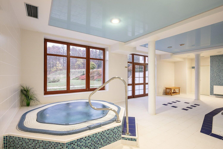 Sport & Beauty 2, Pytloun Wellness Hotel Hasištejn, Chomutov