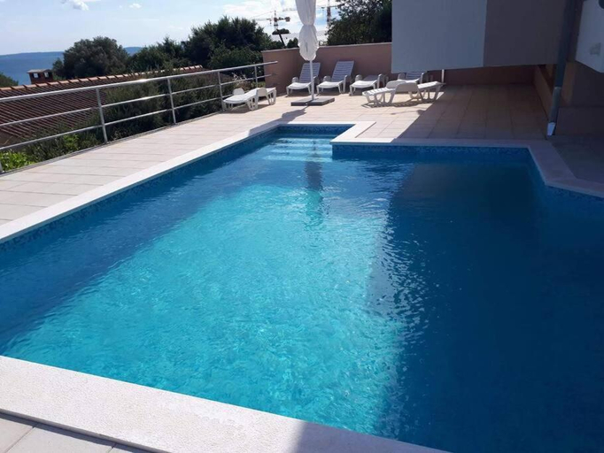 Sport & Beauty 4, Apartment with swimming pool, Split
