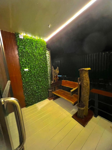 Others 3, Noree Deluxe, Pluak Daeng