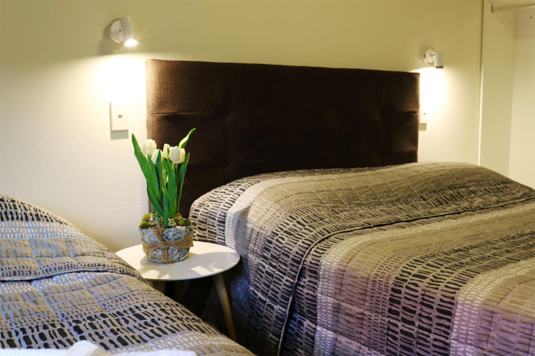 Bedroom 28