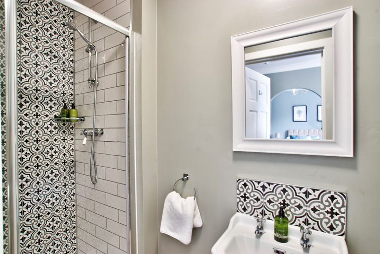 Bathroom 3, The Vines, Oxfordshire