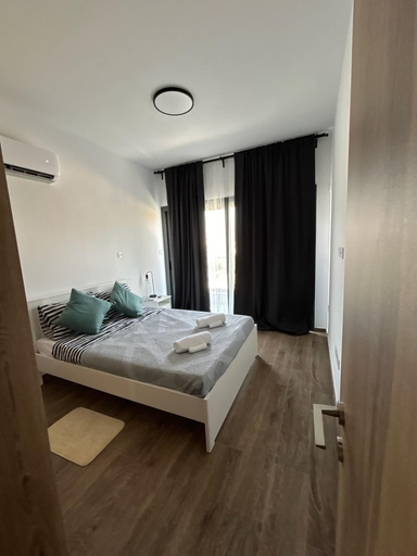 Bedroom 2, Cozy 3 Bedroom Villa Close to the Beach