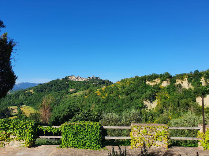 Others 4, Borgo Cardaneto, Perugia