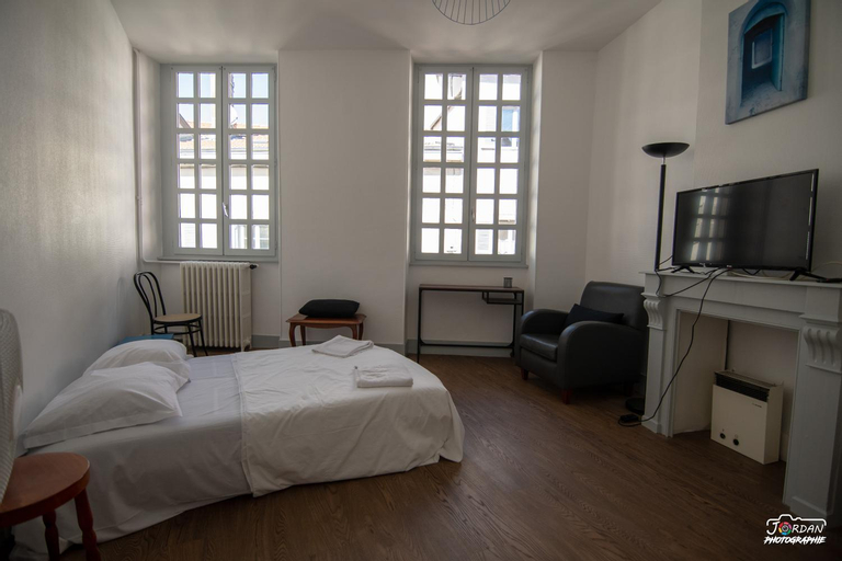 Bedroom 12