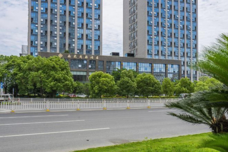 Exterior & Views 2, Taizhou Sanyou International Hotel (Shili Changjie), Taizhou