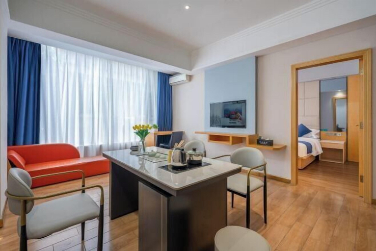 Others 4, GeLi Hotel (Cenxi People's Hospital Bus Terminal), Wuzhou