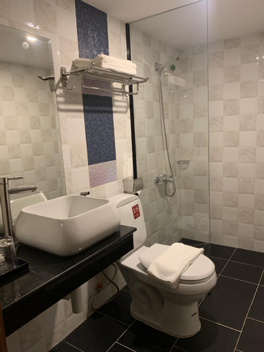 Bathroom 3