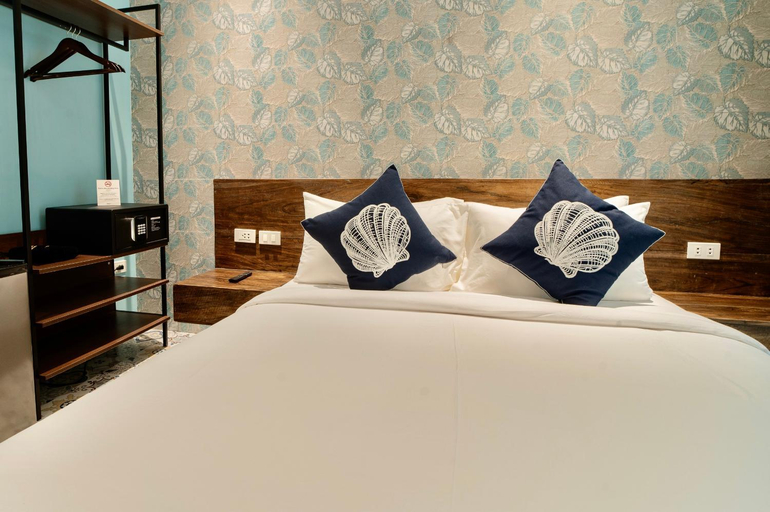 Bedroom 2, J Boutique Hotel El Nido Managed by H Hospitality Group, El Nido