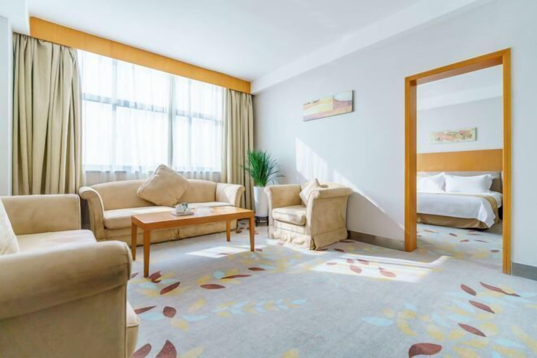 Bedroom 3, Zhongdu Hotel, Zhengzhou