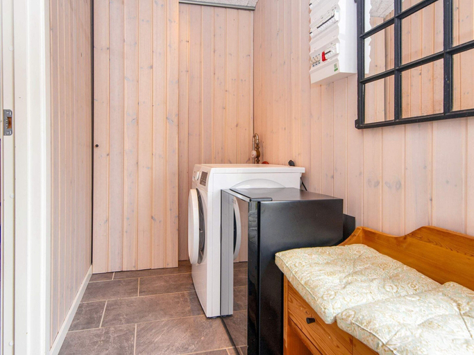 Others 5, 5 Star Holiday Home in Hemmet, Ringkøbing-Skjern