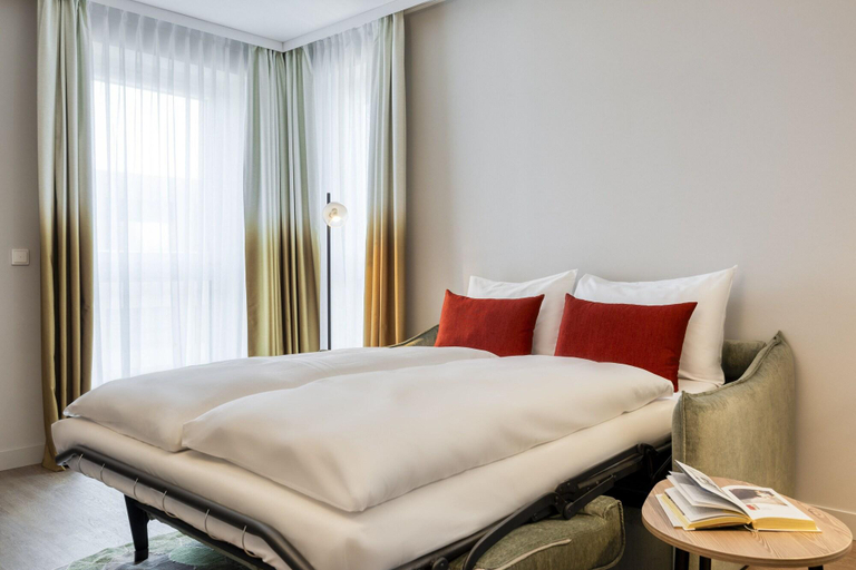 Bedroom 2, Citadines Danube Vienna, Wien