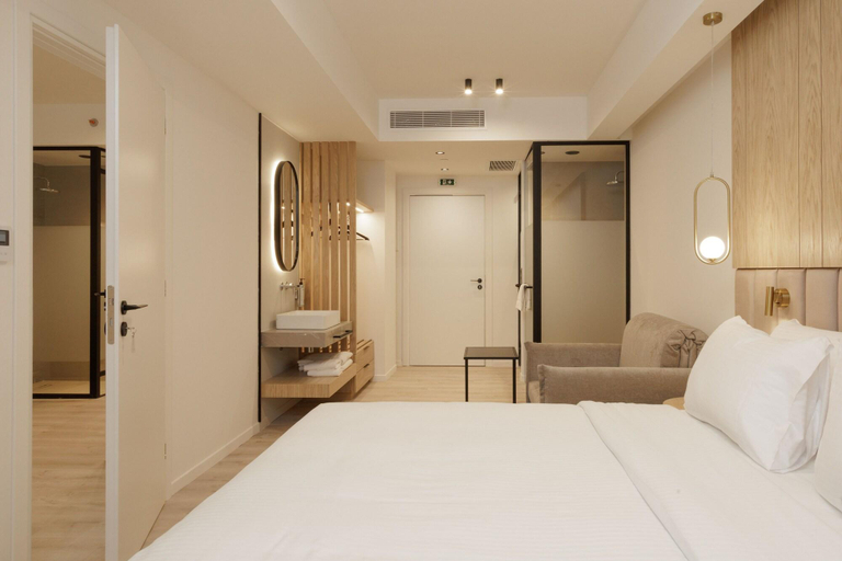 Bedroom 3, Hilton Garden Inn Athens Syggrou Avenue, Attica