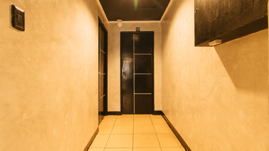 Public Area 4, Reddoorz @ Good 101 Quiricada Manila, Manila City