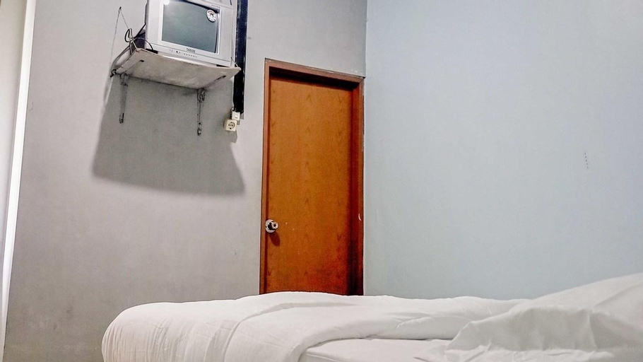 Bedroom 8