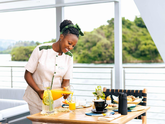 Food & Drinks 4, Mantis Kivu Queen Uburanga, Rubavu