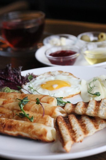 Food & Drinks 5, Hostel 281, Bishkek