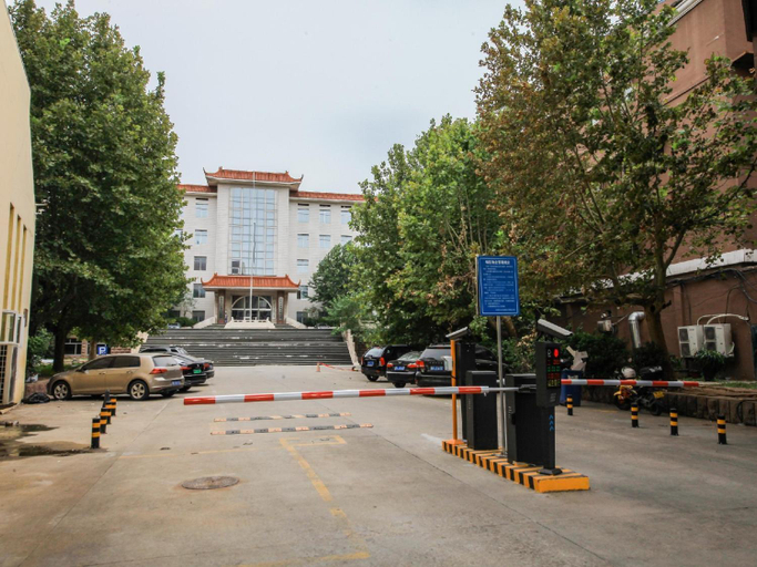Others 4, 7 Days Premium Ji'nan Beiyuan Street Red Star Mecalline, Jinan