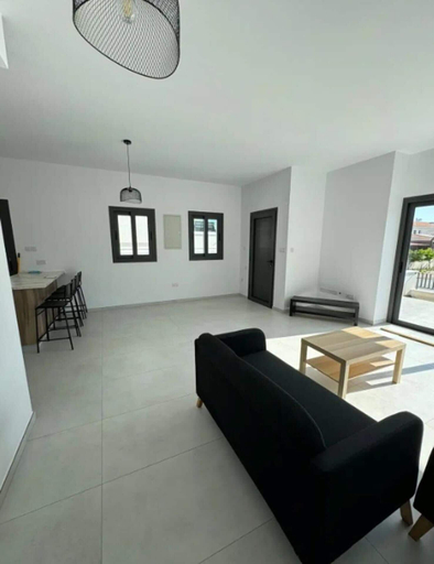 Others 5, Cozy 3 Bedroom Villa Close to the Beach
