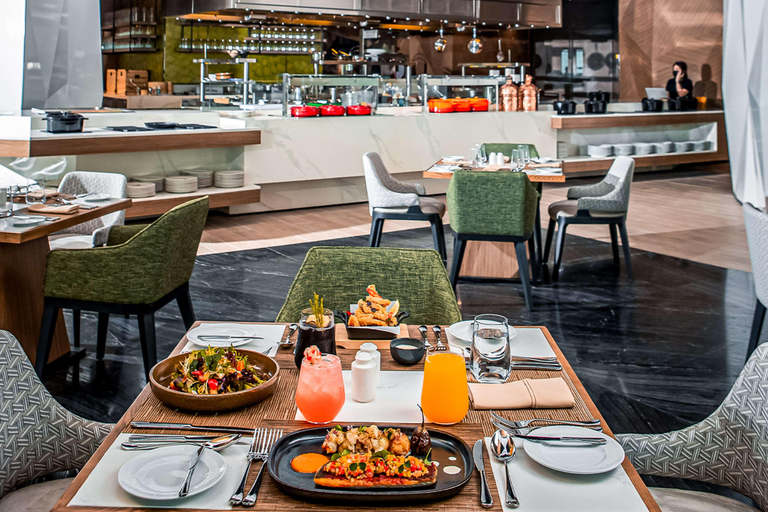 Food & Drinks 5, Hilton Bahrain, Manama