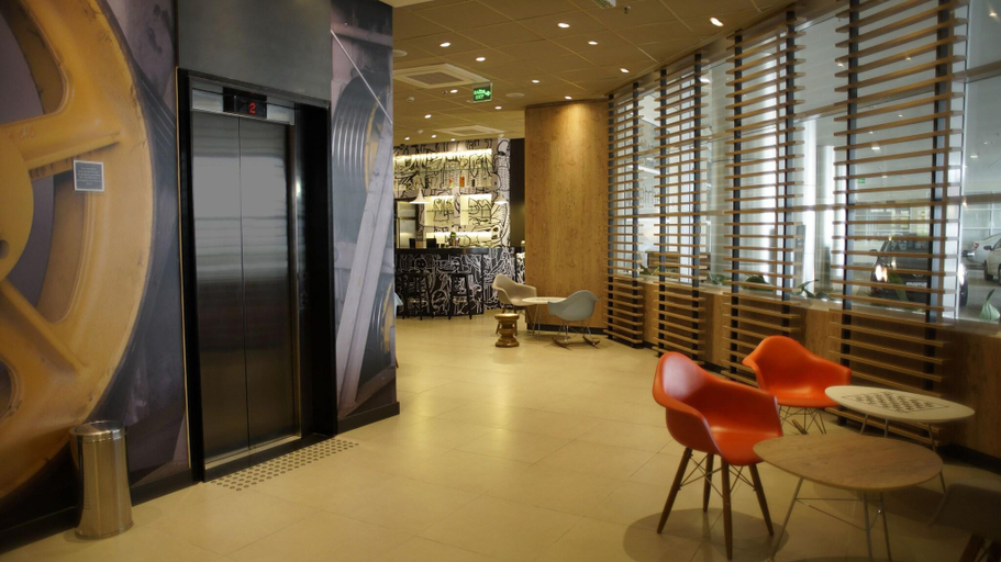 Public Area 2, Ibis Osasco, Osasco