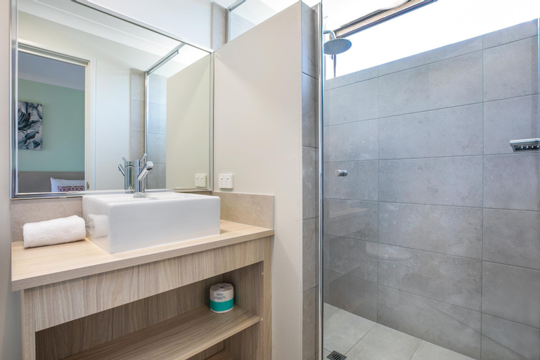 Bathroom 5