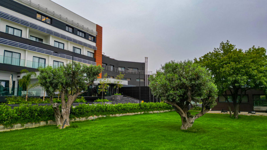 Exterior & Views 2, FT Lotus Thermal Hotel & Spa Trademark Collection, Menemen