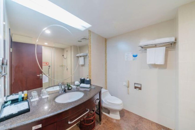 Bathroom 4, Delight Empire Hotel, Dongguan
