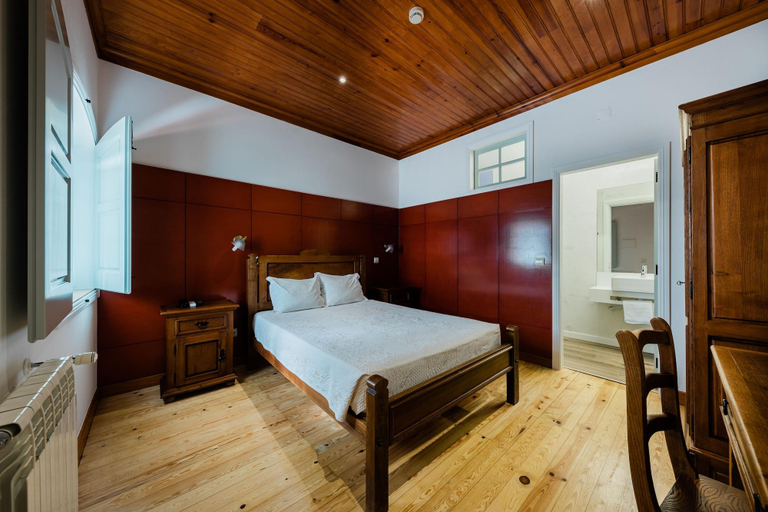 Room 5, Pã¡tio Da Figueira, Torres Vedras