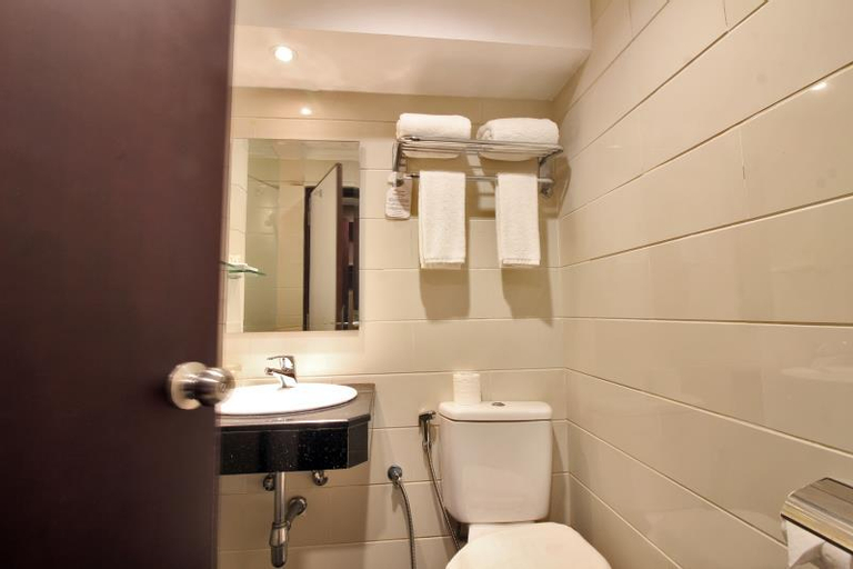 Bathroom 3