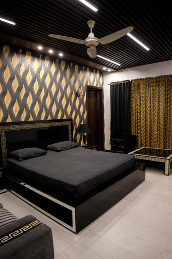 Others 5, Triphatch Farm House, Lahore