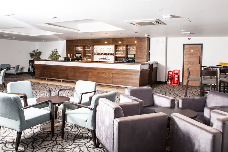 Food & Drinks 3, Elite Venue Selection Felbridge - Gatwick, Surrey