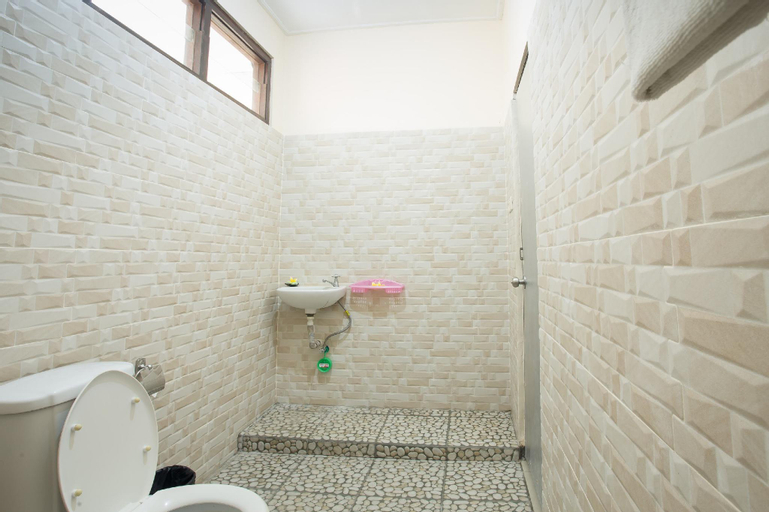 Bathroom 4