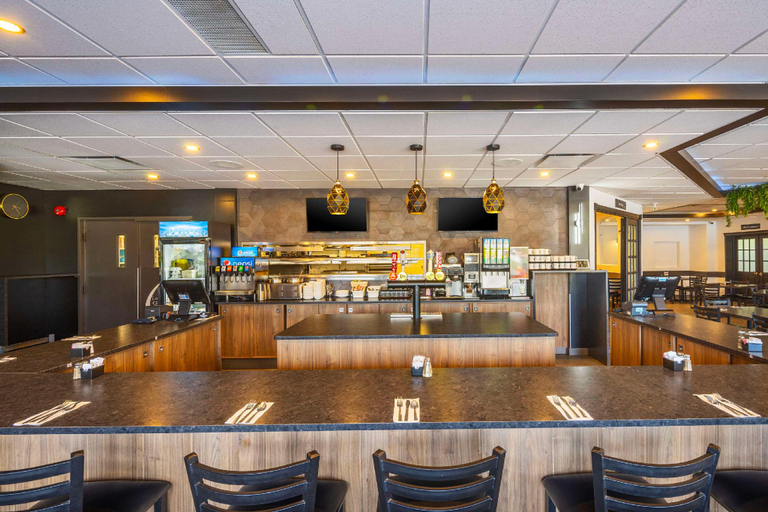 Food & Drinks 5, Econo Lodge Deschambault, Portneuf
