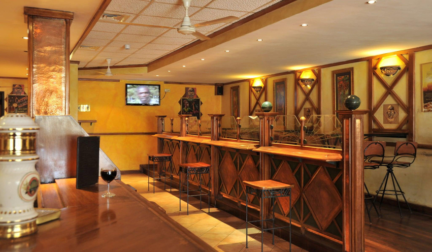 Food & Drinks 5, Cresta Oasis, Harare