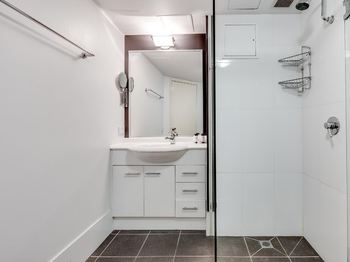Bathroom 5