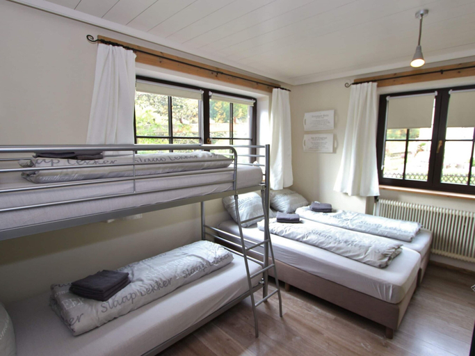 Bedroom 3, Spacious Chalet in Leogang near Ski Area, Zell am See