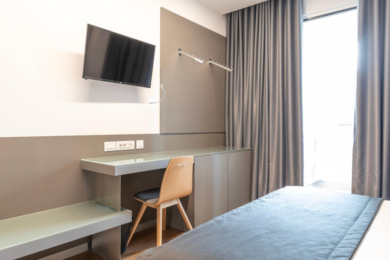 Bedroom 3, Alif Campo Pequeno, Lisbon