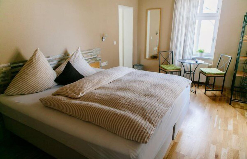 Bedroom 12