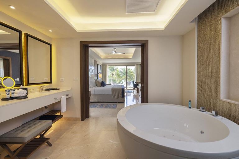Bathroom 5, Royalton Grenada An Autograph All-Inclusive Resort